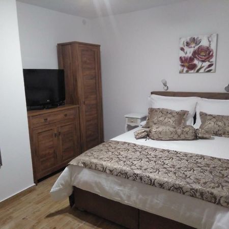 Apartment Center Roko Split Bagian luar foto
