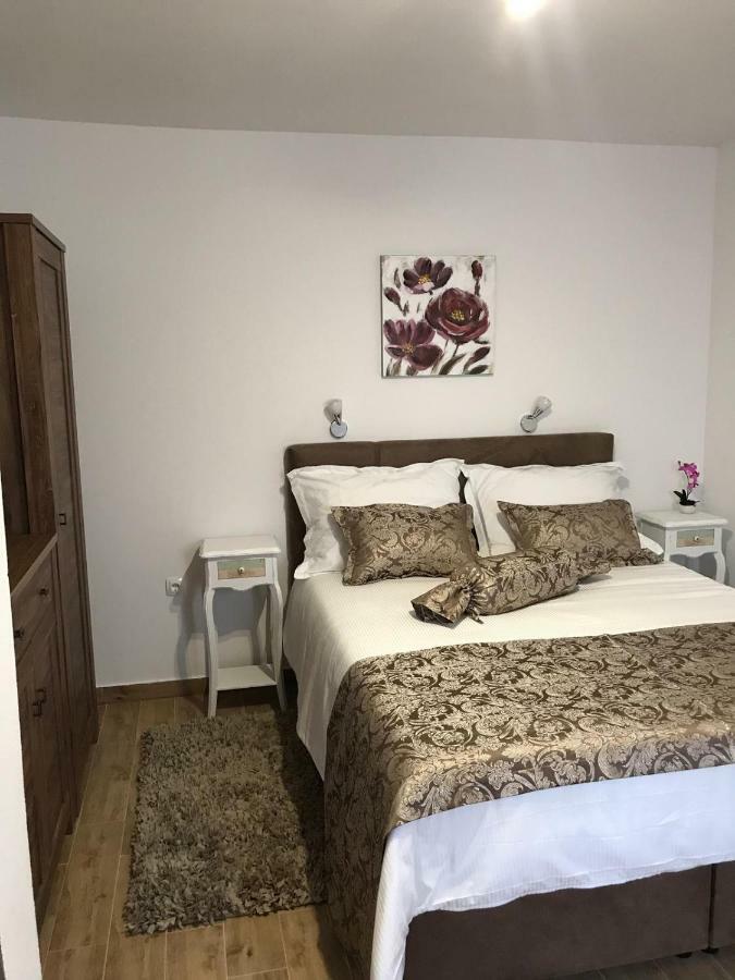 Apartment Center Roko Split Bagian luar foto